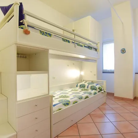 2 Bedroom Beautiful In *