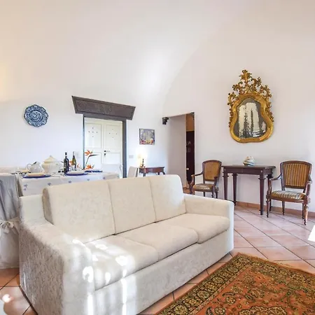 2 Bedroom Beautiful In Albenga