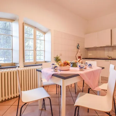 2 Bedroom Beautiful In Albenga