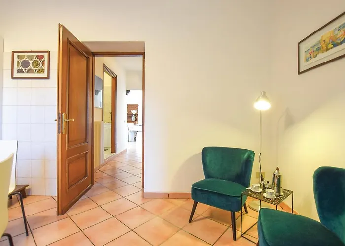 2 Bedroom Beautiful In Prázdninový dům