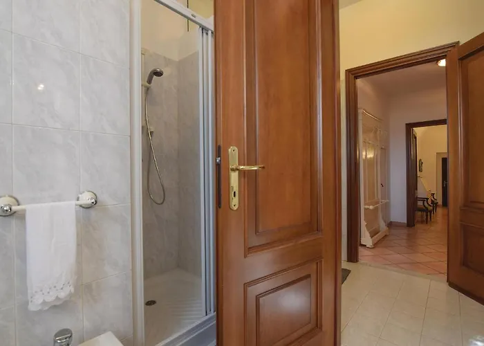 2 Bedroom Beautiful In Prázdninový dům